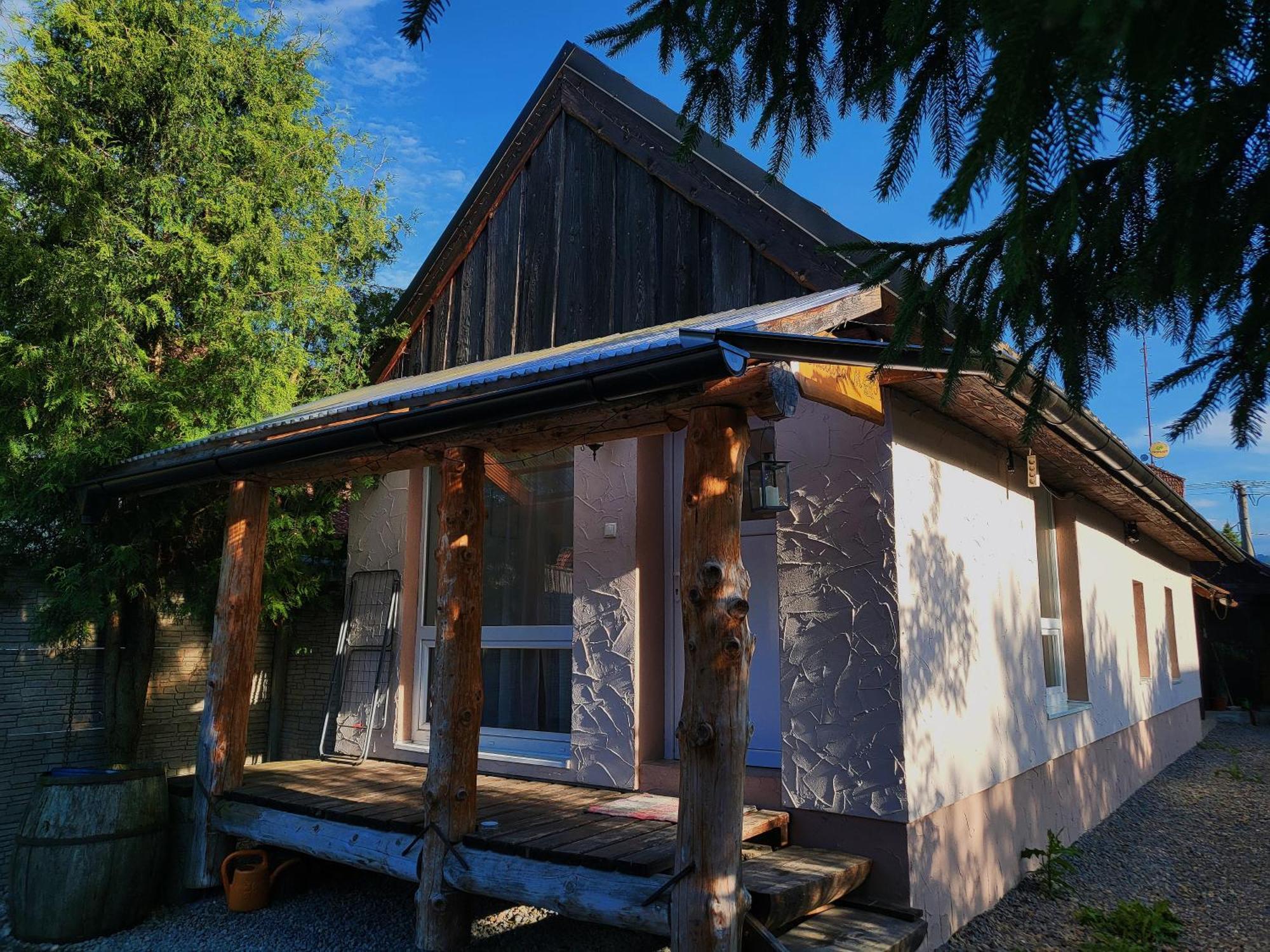 Chalupa M&P 2 Bešeňová Exteriör bild